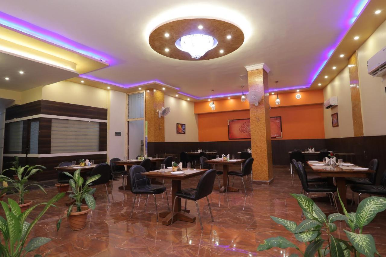 Hotel Vivek Continental قاليور المظهر الخارجي الصورة