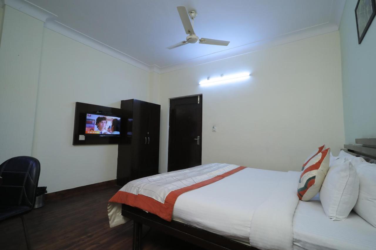 Hotel Vivek Continental قاليور المظهر الخارجي الصورة