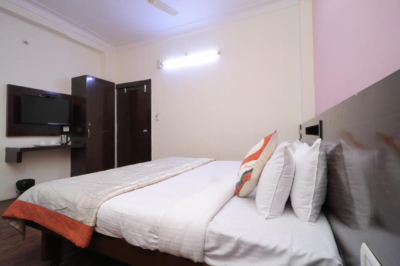 Hotel Vivek Continental قاليور المظهر الخارجي الصورة