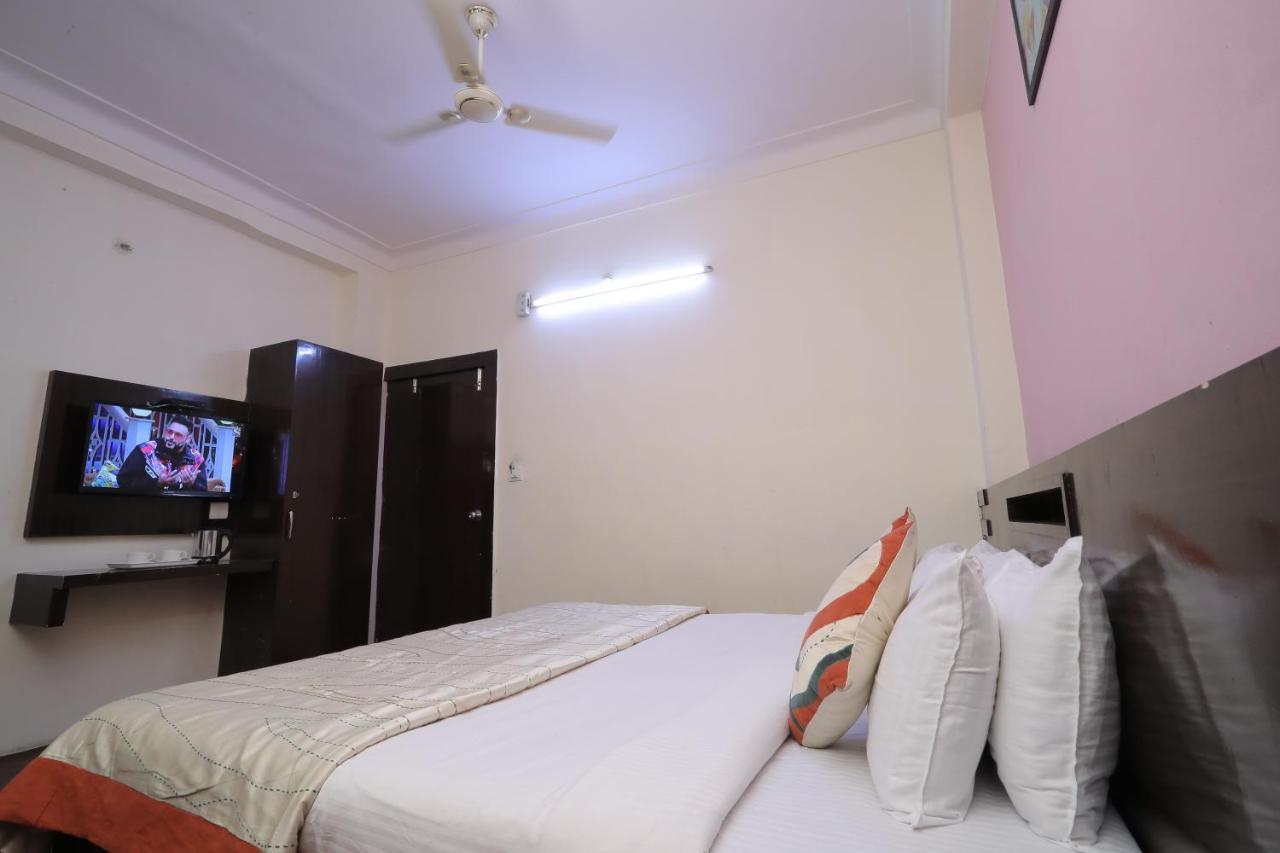 Hotel Vivek Continental قاليور المظهر الخارجي الصورة