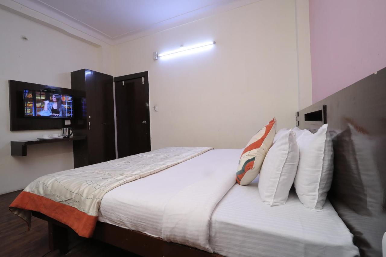 Hotel Vivek Continental قاليور المظهر الخارجي الصورة