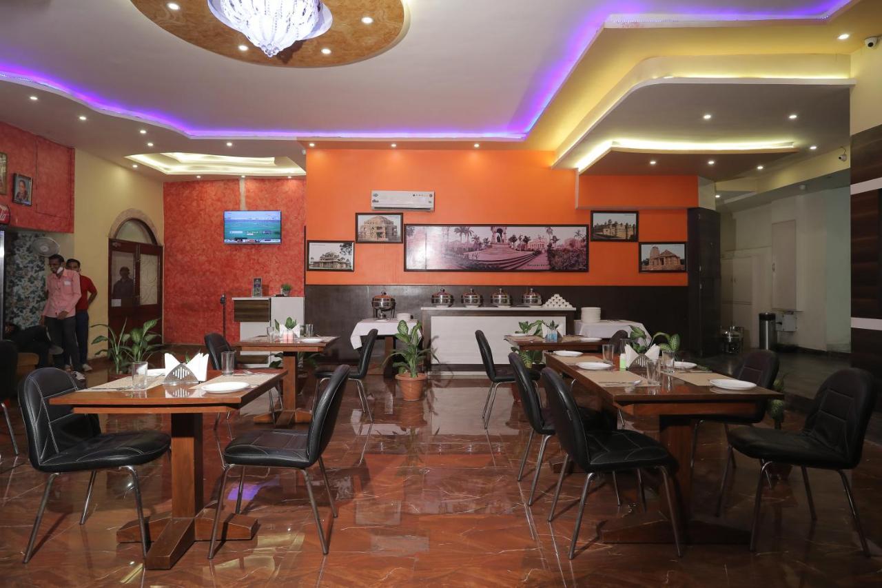 Hotel Vivek Continental قاليور المظهر الخارجي الصورة