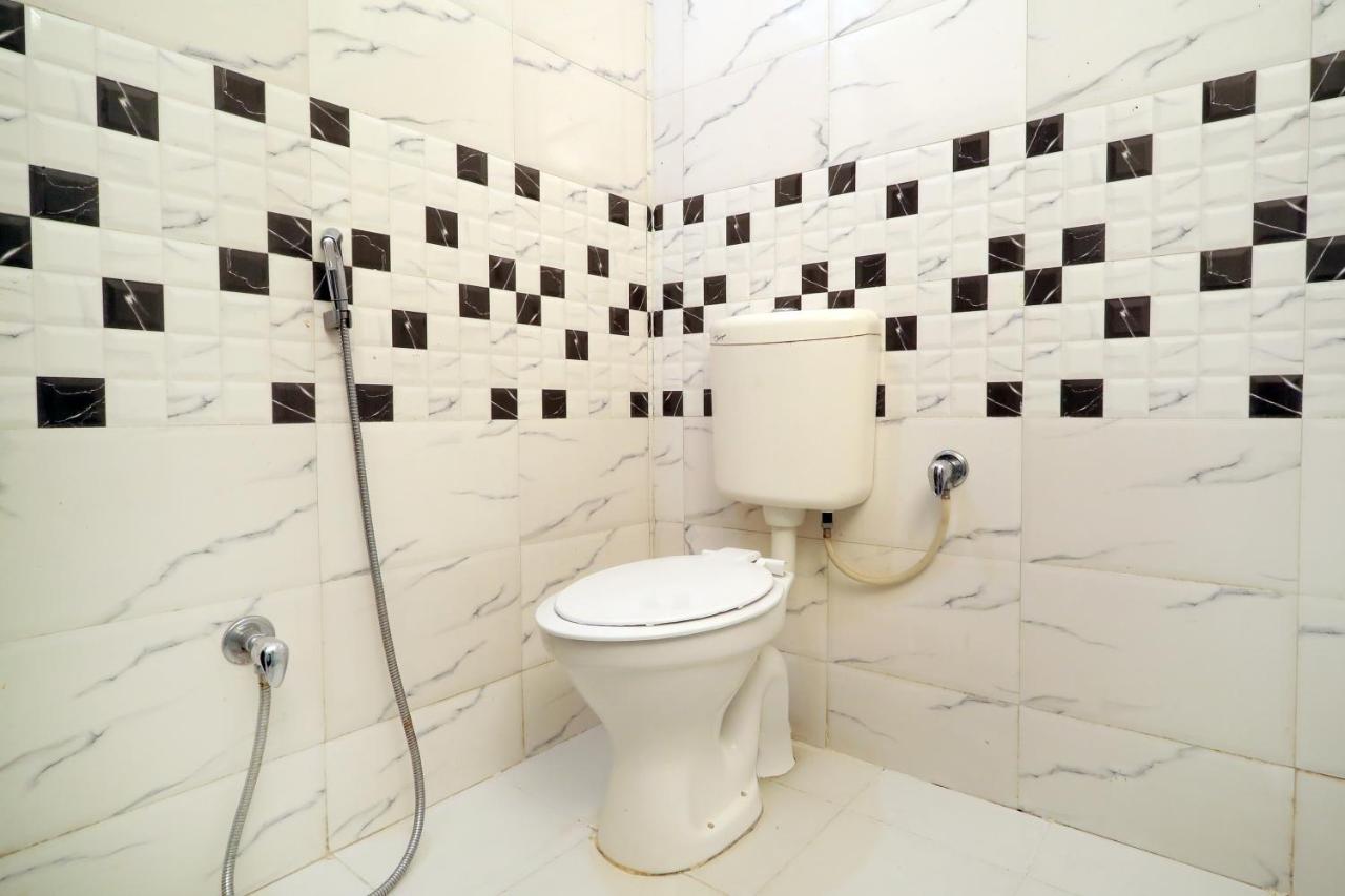 Hotel Vivek Continental قاليور المظهر الخارجي الصورة