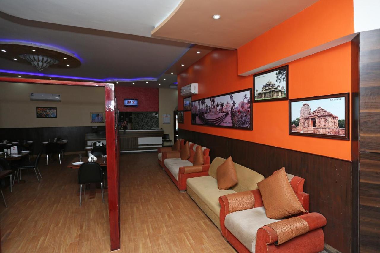 Hotel Vivek Continental قاليور المظهر الخارجي الصورة